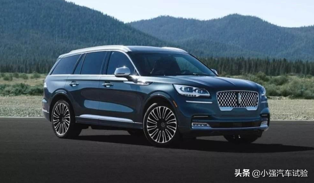 林肯飞行家，外观比奥迪Q5大气，搭3.0T+10AT，性价比真不错