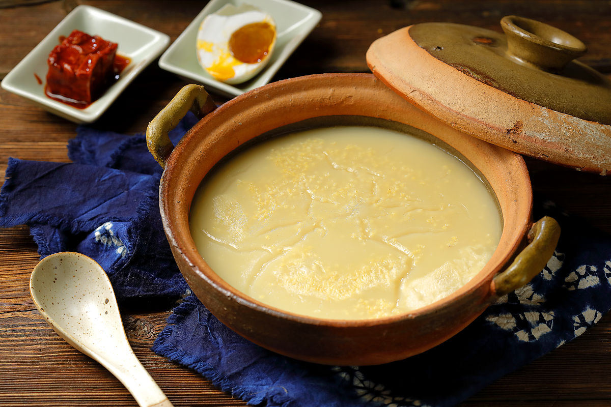 高考期间，饮食很重要，在外就餐牢记“4看3不吃”，以免吃坏肚子