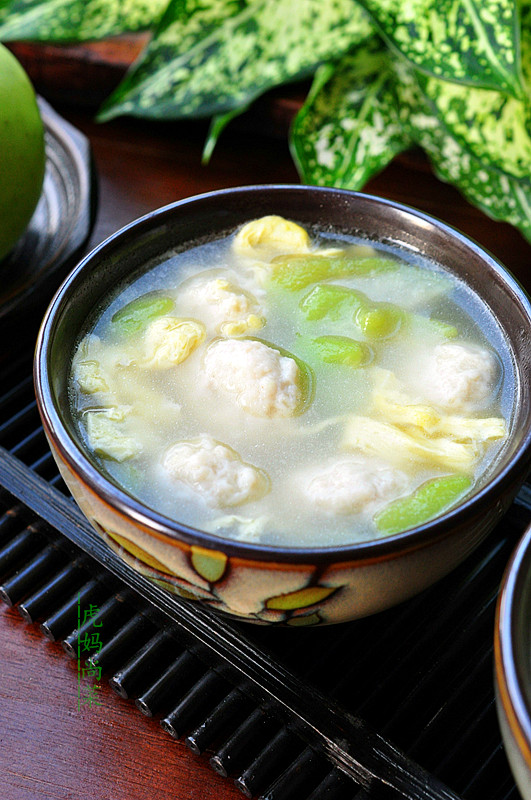 夏天多吃丝瓜有益，这3种做法，翠绿不发黑，清火养皮肤