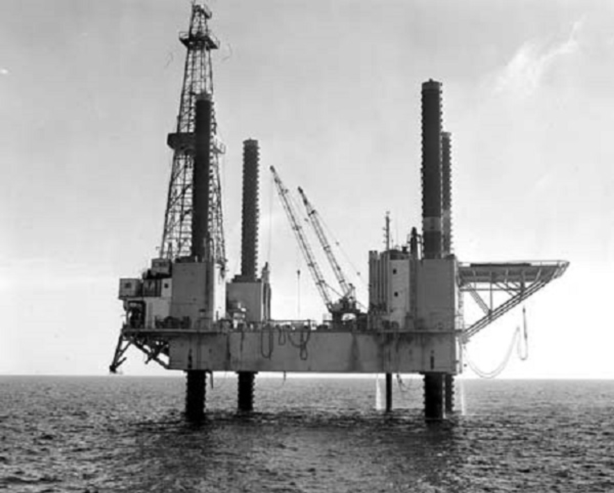 来自大海的哀曲：渤海二号石油钻井平台沉没，背后有何悲惨真相？