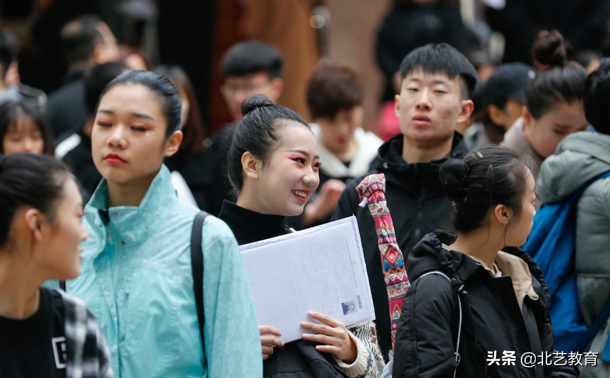 舞蹈艺术生艺考的流程是怎样的？2022年艺考流程完整版