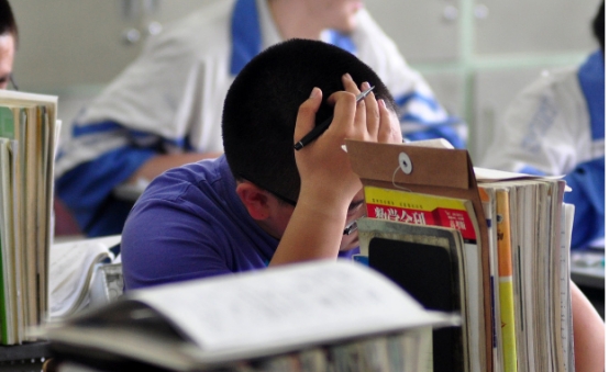 高考监考老师一天薪水500，却还是有很多老师不想去，这是为何？