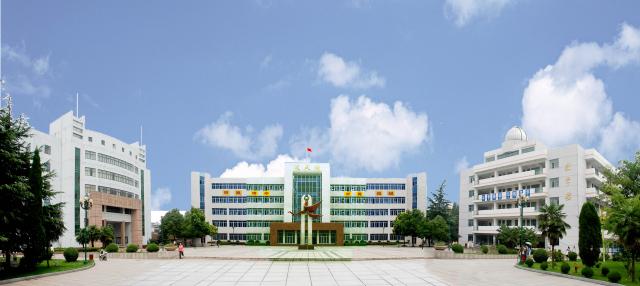 10年，25位高考头名，安徽的这些第一名都来自哪些高中？