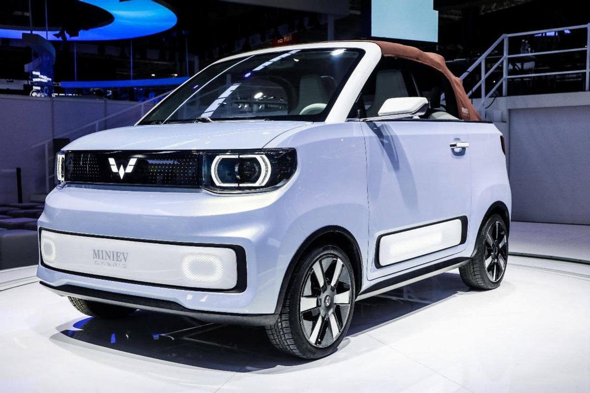 敞篷不一定是豪车，五菱宏光 MINIEV 敞篷版路试谍照曝光