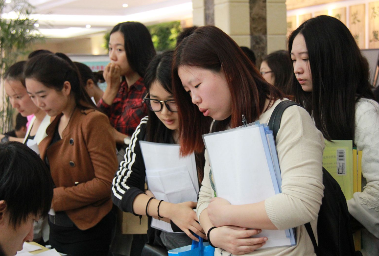 校招中常见的“雷区”，辅导员并不会告知，但学生要提前了解