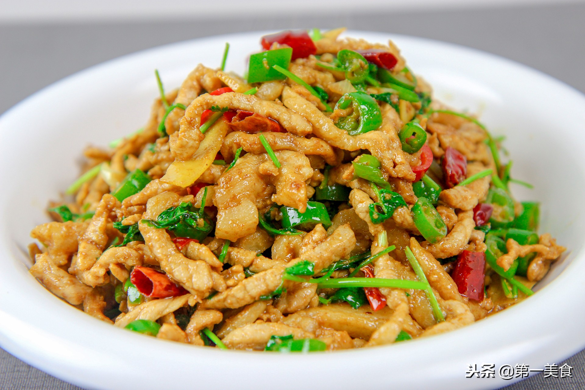 香辣肉絲,香辣肉絲的家常做法