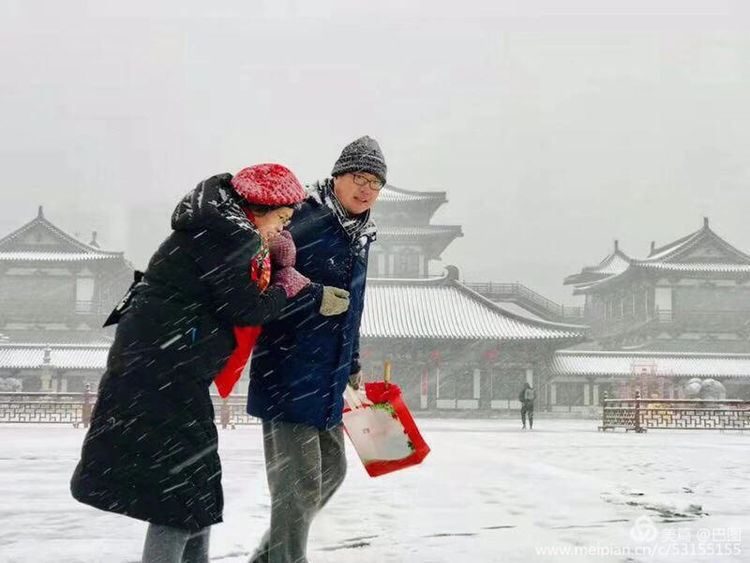 10月7日重阳节，十几首诗词100幅照片，致敬天下老年人