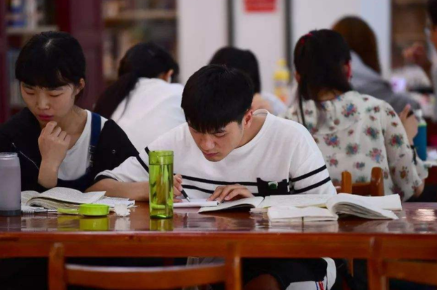 2021届新生注意！这4个证书已被取消，考了也白考别“上当受骗”