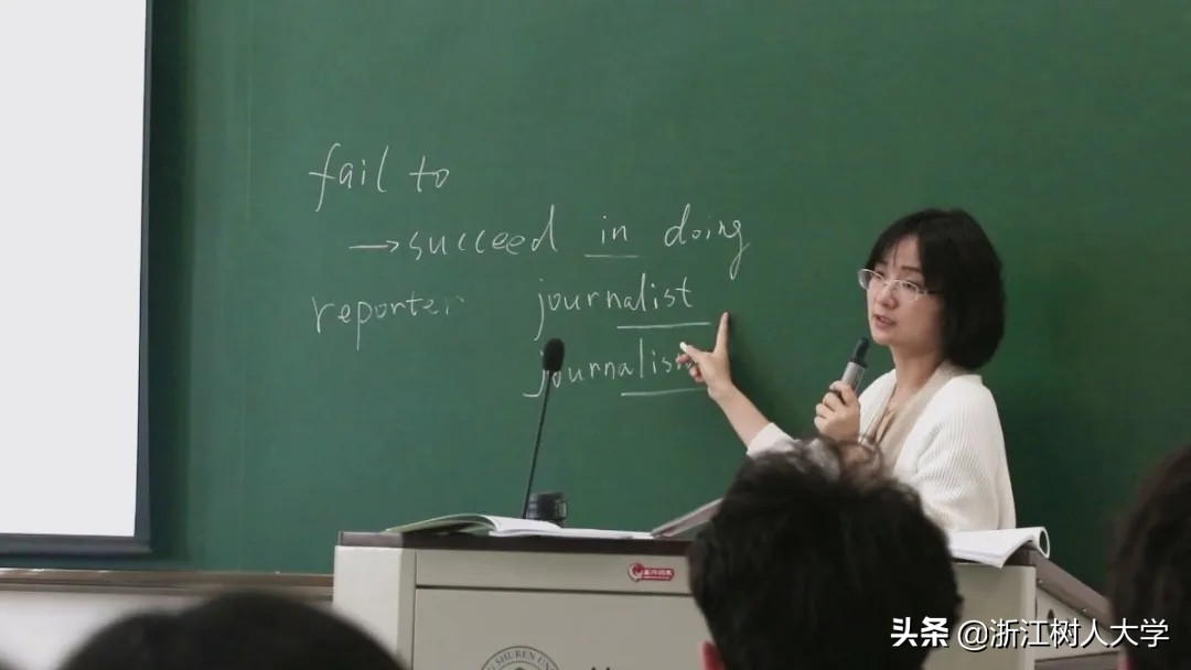 学生心目中的好老师｜大学英语应该怎么学？这个老师有妙招