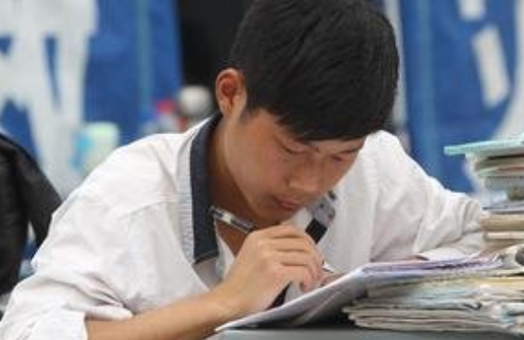 四川曾备受嫌弃的大学，如今却脱胎换骨，受到无数考生的青睐