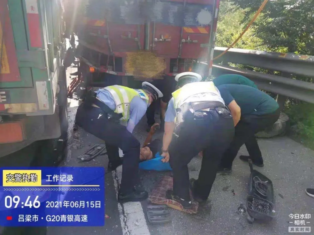 车遇故障第一步！三角警示牌如何正确使用