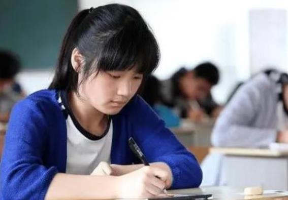 2021年江苏物理投档线：多所知名大学遇冷，534分被211大学录取