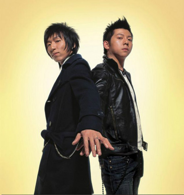 “最佳组合”羽泉现状：有人成企业家，有人进监狱模样大变