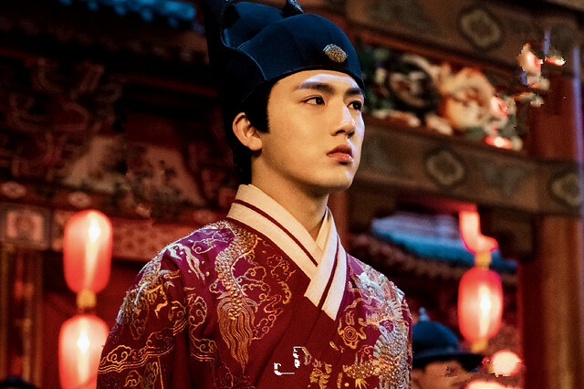 《成化十四年》的大太监汪直,贵人是万贵妃,伯乐是明宣宗