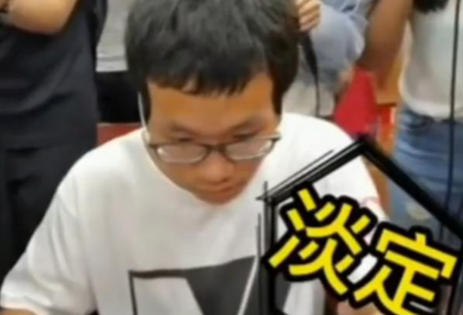 广西高考理科状元诞生，蒙瑞俊总成绩728，文科状元是何方神圣？