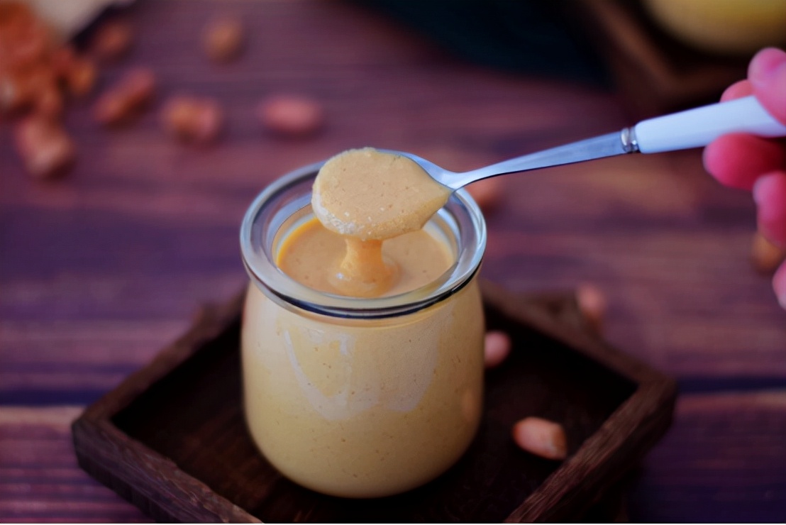 想吃花生酱不用买，自己在家也能做，纯天然的更健康