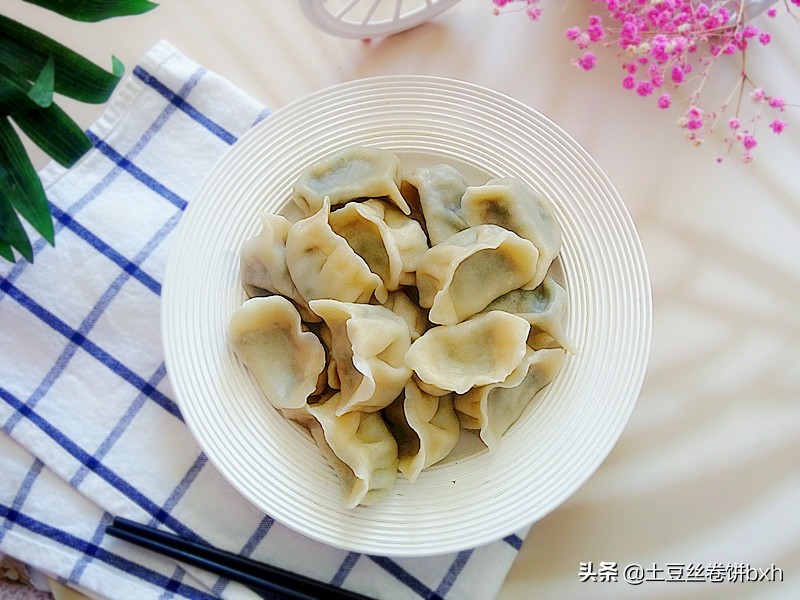 用它调制饺子馅特香(饺子馅儿怎样调的更香)