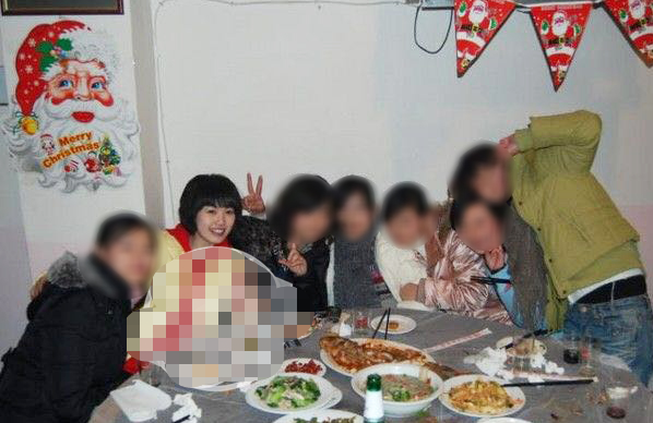 马蓉：家境优越颇具才气，写得一手好字，21岁做记者时改变了命运