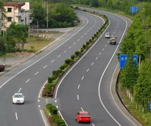 我国最长的国道,被称为"比记忆还长的路",却是骑行者们的最爱