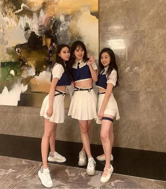 出道的姚安娜和归来的孟晚舟：“华为公主”的两种人生