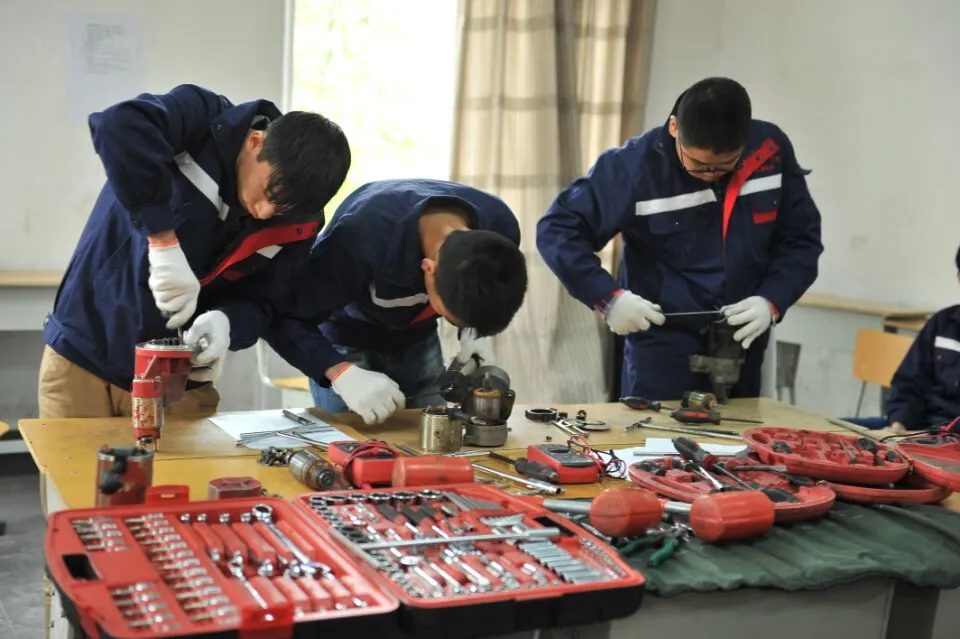 四川这所学校不一般！隐藏在成都的人民大会堂选拔川厨的指定学校