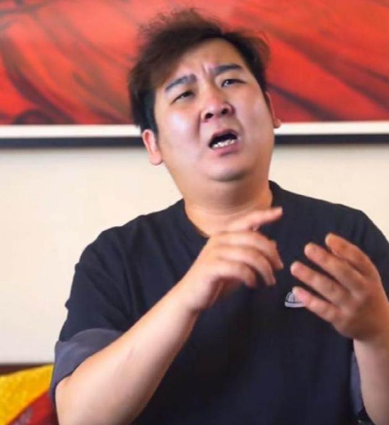 ​9位曾经红透半边天的男童星，如今境况不一，有人相亲被嫌弃