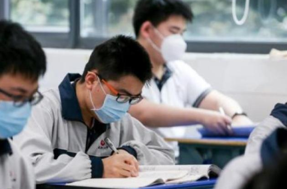 原始分差1分，赋分后差10分，新高考“赋分制度”公平但不合理