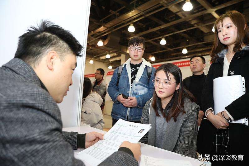 浙江省“坑人无数”的5所野鸡大学，毕业证形同废纸，学生要注意