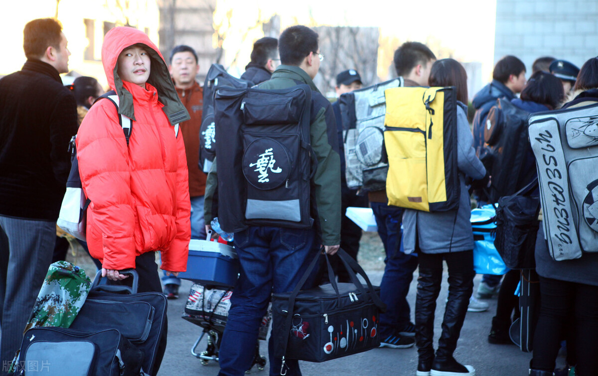 2022年艺术类高考新要求，4大方面考生需注意，跨省联考或将来临