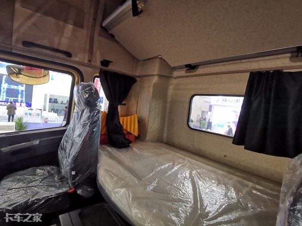 双燃料潍柴动力,这款德龙x3000牵引车要火!综合性能你打几分?