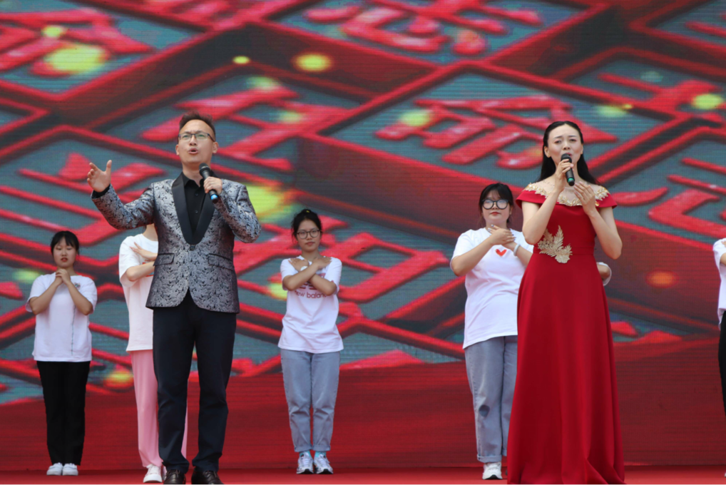 泪奔！每一位学子都被珍视，他们在都江堰职中实现了人生梦想