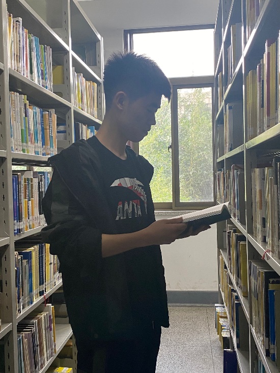 脚踏实地方能“致远”！这名交大学子智育排名专业第1，22门课程95分+，累计勤工俭学635小时！