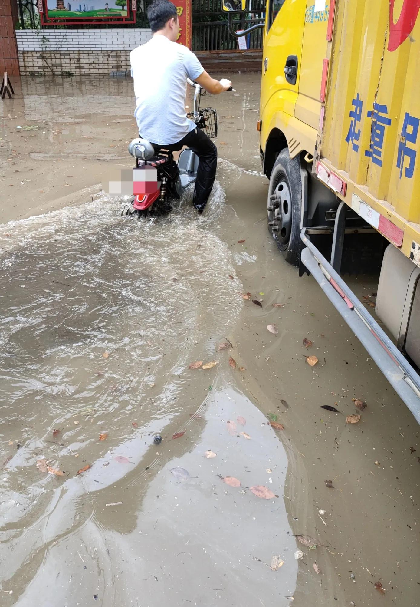 大风雨过后的武汉——恒哥正能量