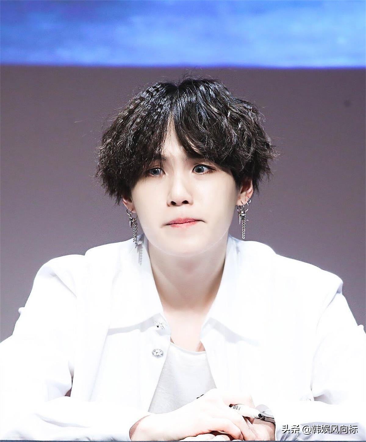 郑号锡电梯事件，V甩毛巾RAP，算尴尬吗？Jin：别看我的