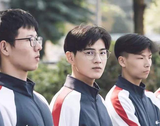 成绩优异却主动退学的郭麒麟：尊重孩子闪光点，娃的未来才有出息