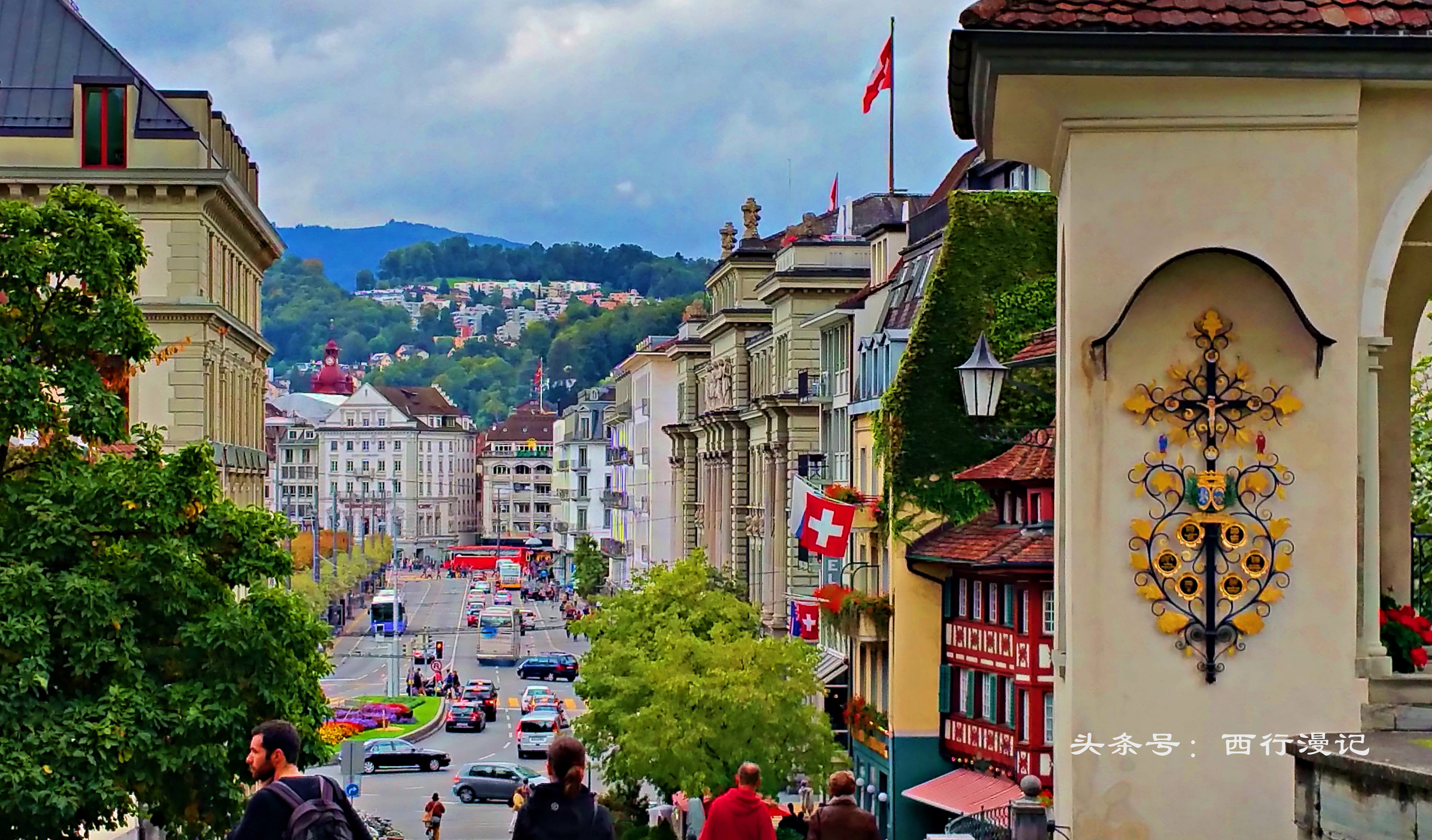 卢塞恩瑞士的德语区占到了这个国度总面积的三分之二,说德语的人也占