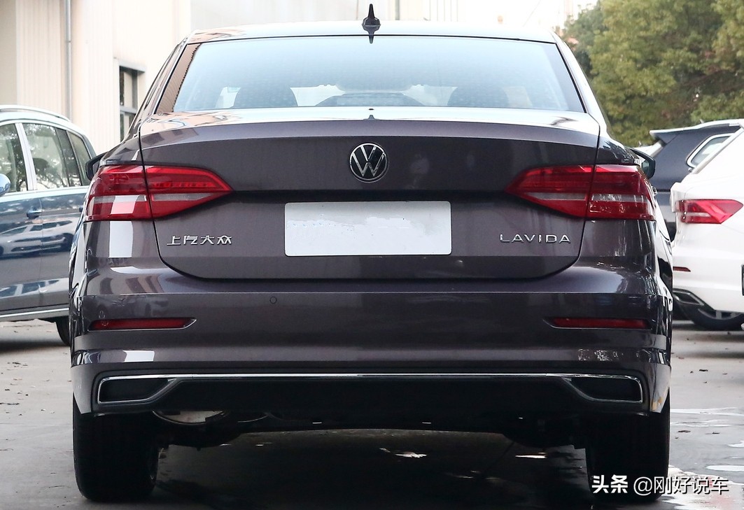 朗逸启航为什么比朗逸PLUS便宜那么多，选谁更值？