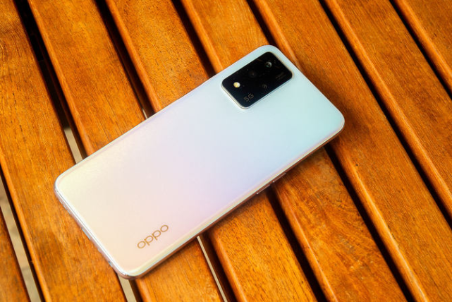 oppoa93s手机参数配置（颜值担当的实用手机）