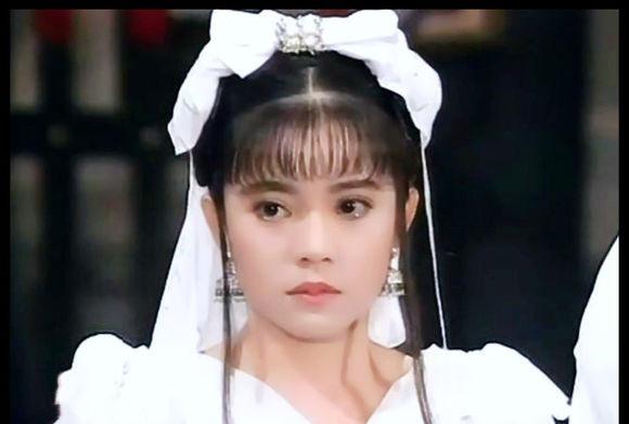 狄莺38岁生子，12岁断奶15岁分床，畸形母爱让儿子成为罪犯