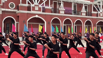 「超燃」洛阳东外第十届运动会开幕式集锦