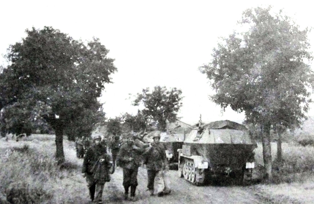 二战德国半履带装甲车之251/1型半履带装甲运兵车（二）
