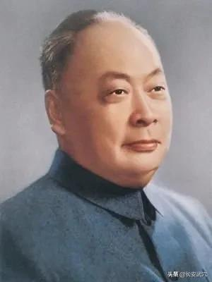 军统王牌女杀手刺杀陈毅失败，潜伏了8年，因入党暴露身份被枪决