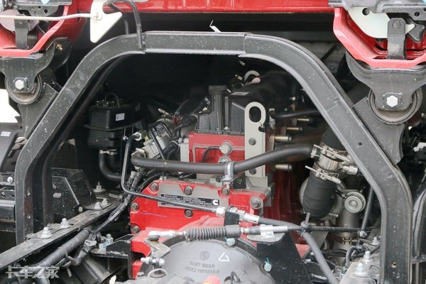 尺寸宽大舒适性高，江淮帅铃绿通版轻卡跟车体验