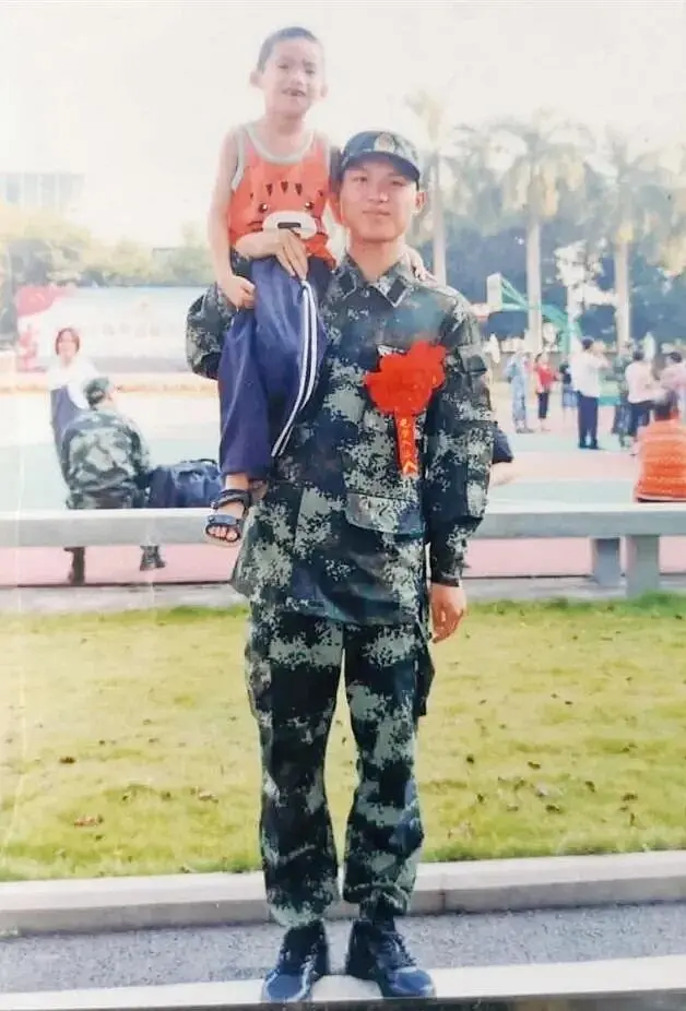 00后士兵,一等功