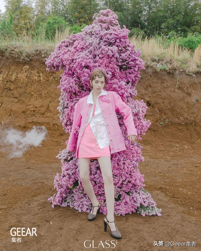 小松菜奈的个性发色 不但能驾驭chanel 还可以很街头 安夏美发