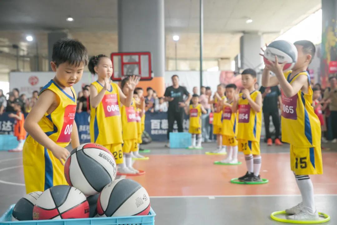 平阳哪里有打篮球比赛场(开赛！震撼！——2021温州市第五届ZBA幼儿篮球邀请赛圆满结束)