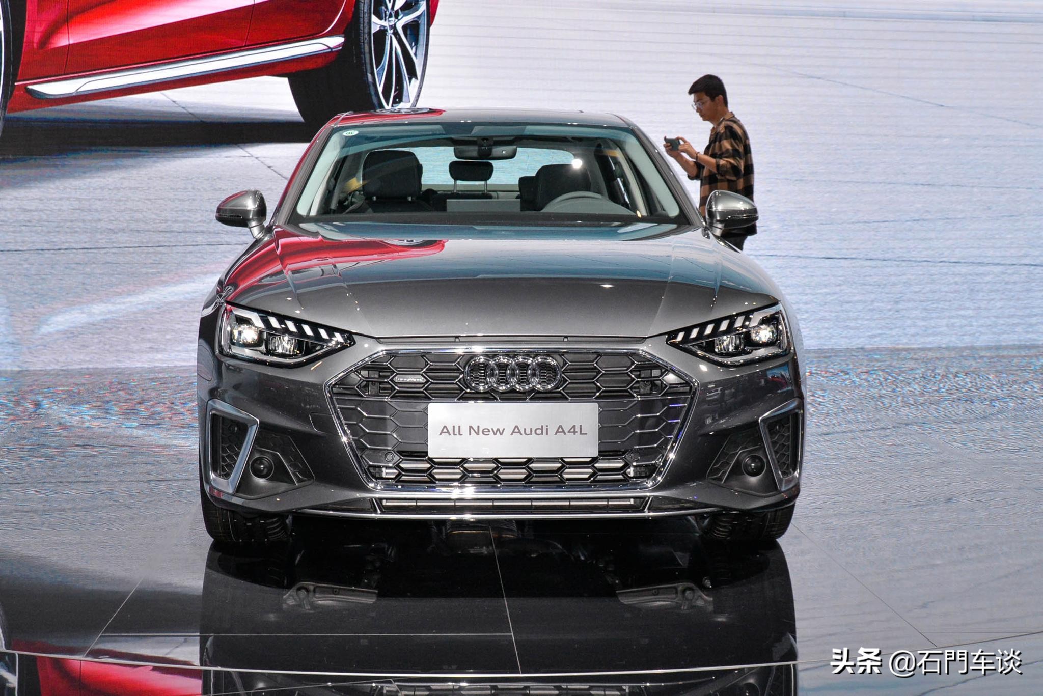 一汽奥迪A4L 全系2.0T 落地价不到30万 科技感满满