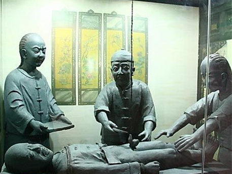 老虎凳，凌迟刮，疼到你后悔出生：漫谈古代残忍的酷刑处罚