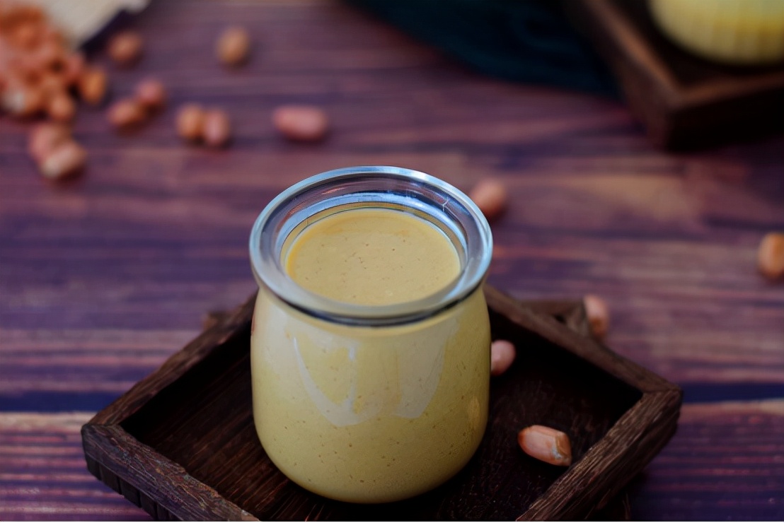 想吃花生酱不用买，自己在家也能做，纯天然的更健康