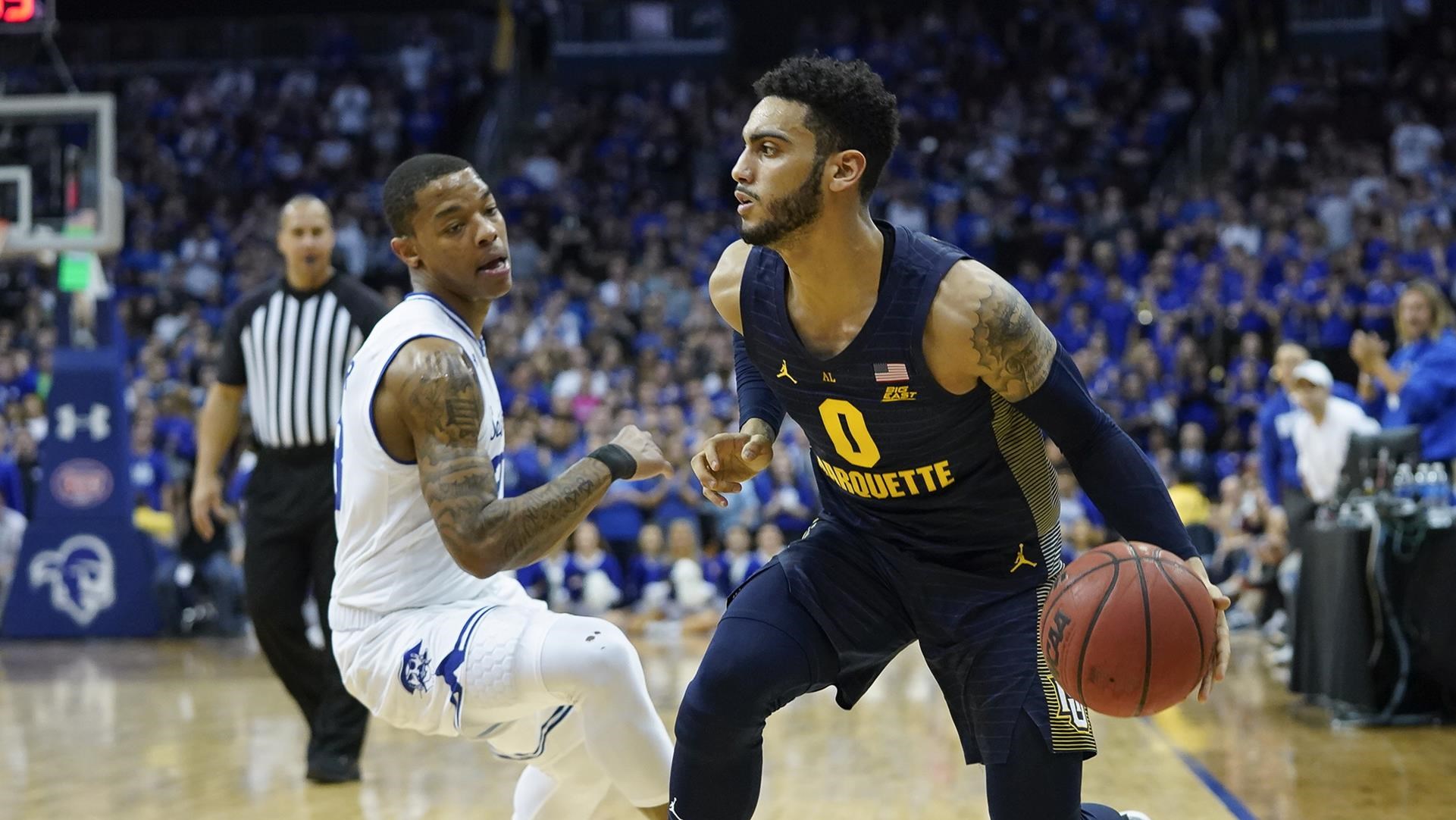 2019年11月30日,马库斯-霍华德在马奎特大学主场101-79击败南加州大学